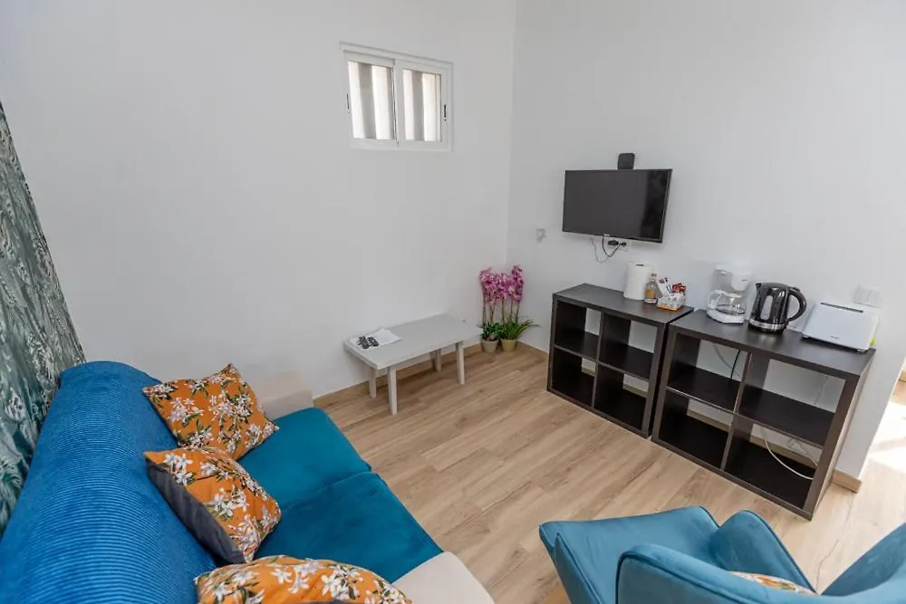 Bed & Breakfast O Quintal Guesthouse Carvoeiro  Portugal