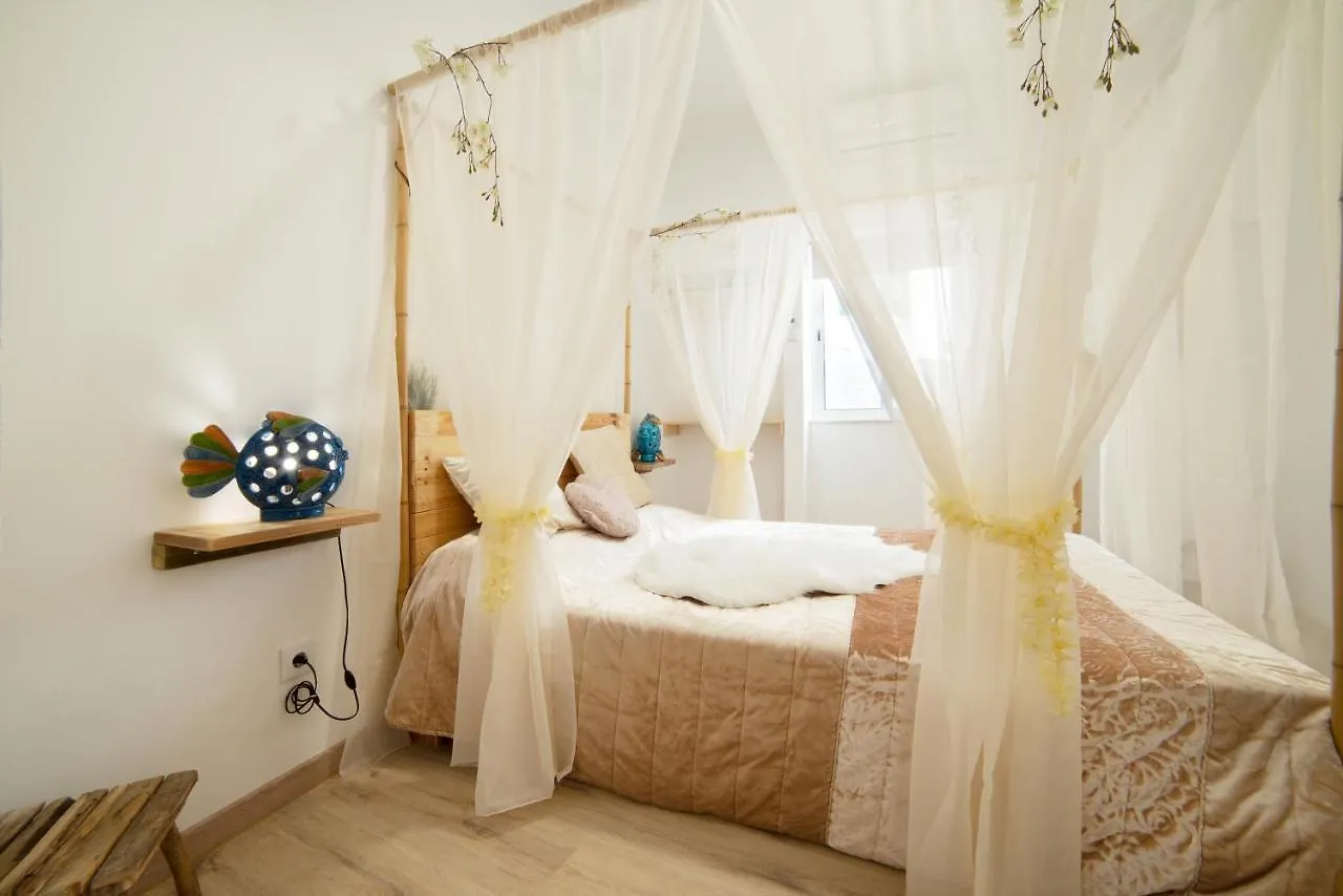 O Quintal Guesthouse Carvoeiro  Bed & Breakfast Carvoeiro (Lagoa)