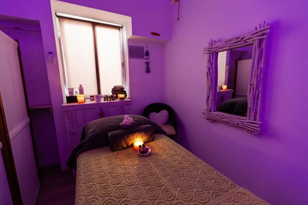 Bed & Breakfast O Quintal Guesthouse Carvoeiro  Portugal