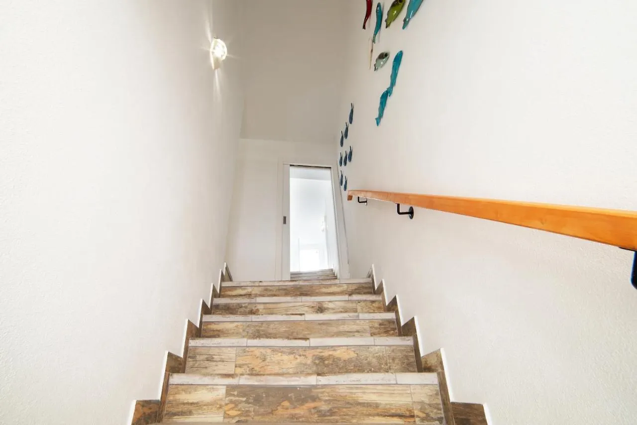 O Quintal Guesthouse Carvoeiro  Bed & Breakfast